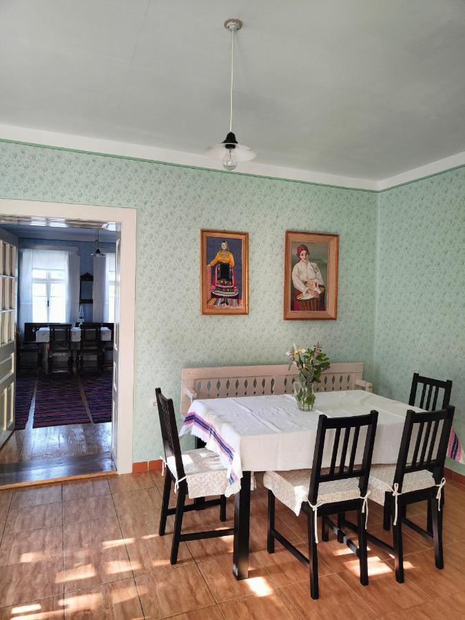 Ethno&Coffee House Tulip Bed & Breakfast Glozan Exterior foto