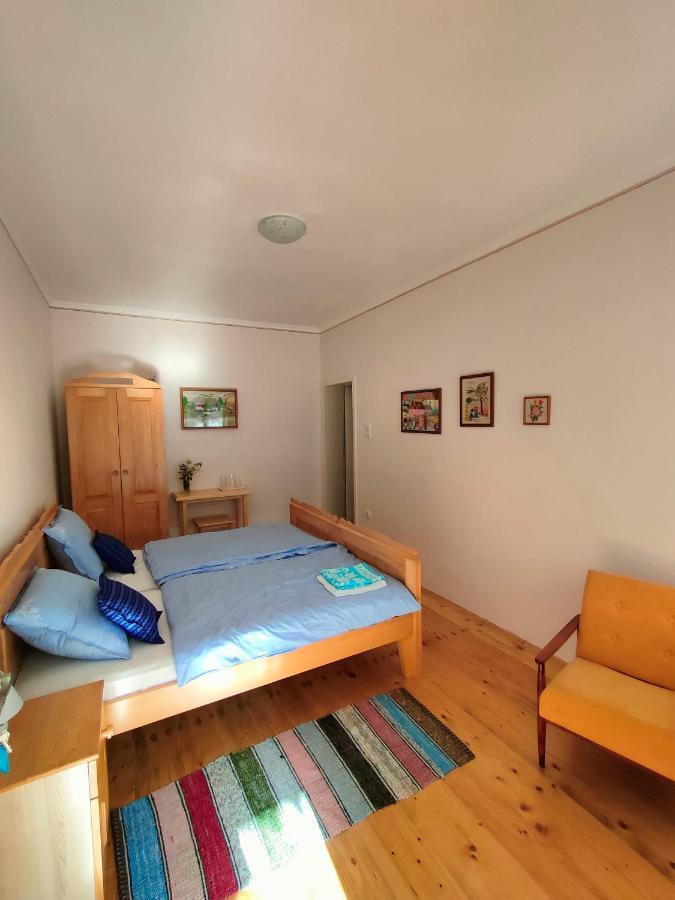 Ethno&Coffee House Tulip Bed & Breakfast Glozan Exterior foto